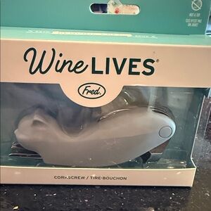 Fred Wine Lives Cat Corkscrew in Gray